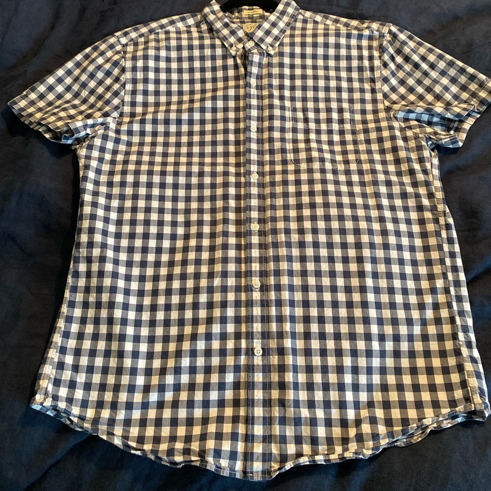 J. Crew patterned short sleeve button down!
